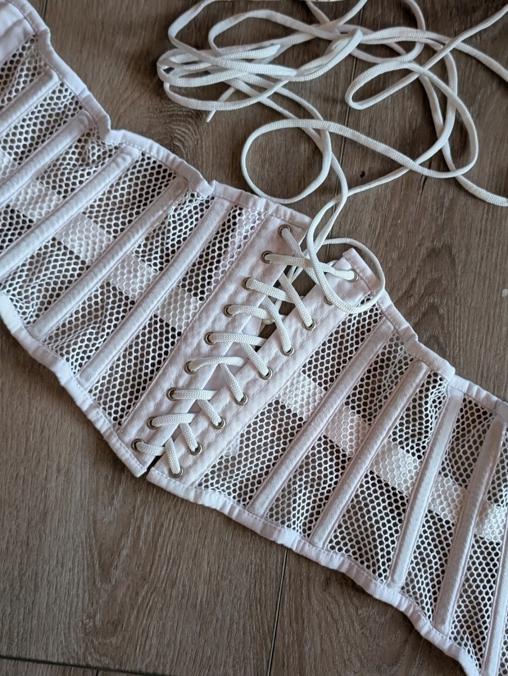 White Lace-Up Mesh Corset Waist Belt / Underbust S With Metal Ribs